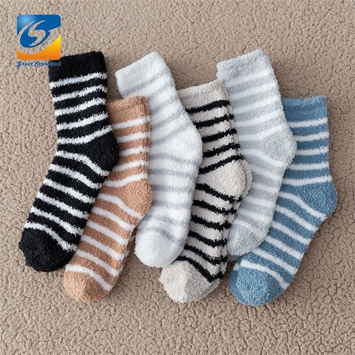 Mens Fuzzy Socks